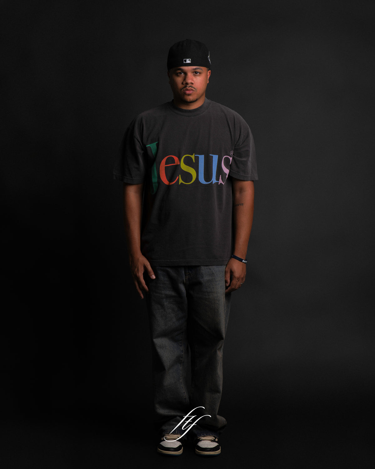 JESUS TEE VINTAGE BLACK